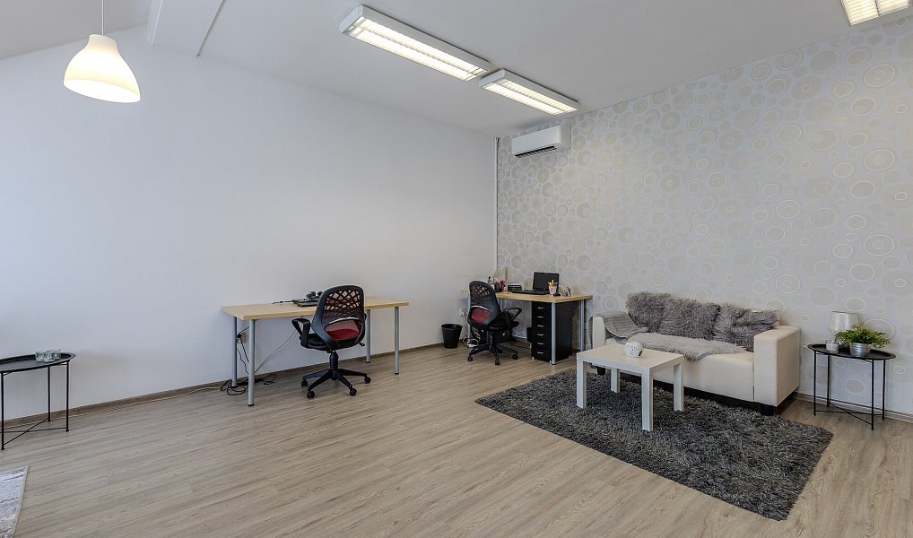 Pronájem kanceláře 41 m², Uherské Hradiště – náhled fotky 2