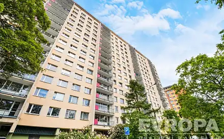 Prodej bytu 2+1 62 m², Chabařovická, Praha 8 - Kobylisy, okres Praha