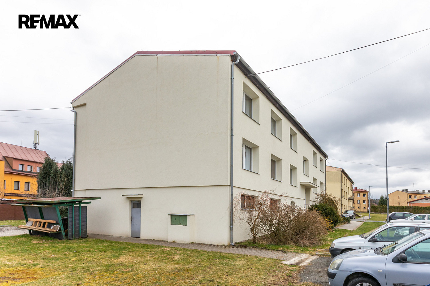 Prodej nájemního domu, činžáku 409 m² – fotografie 2