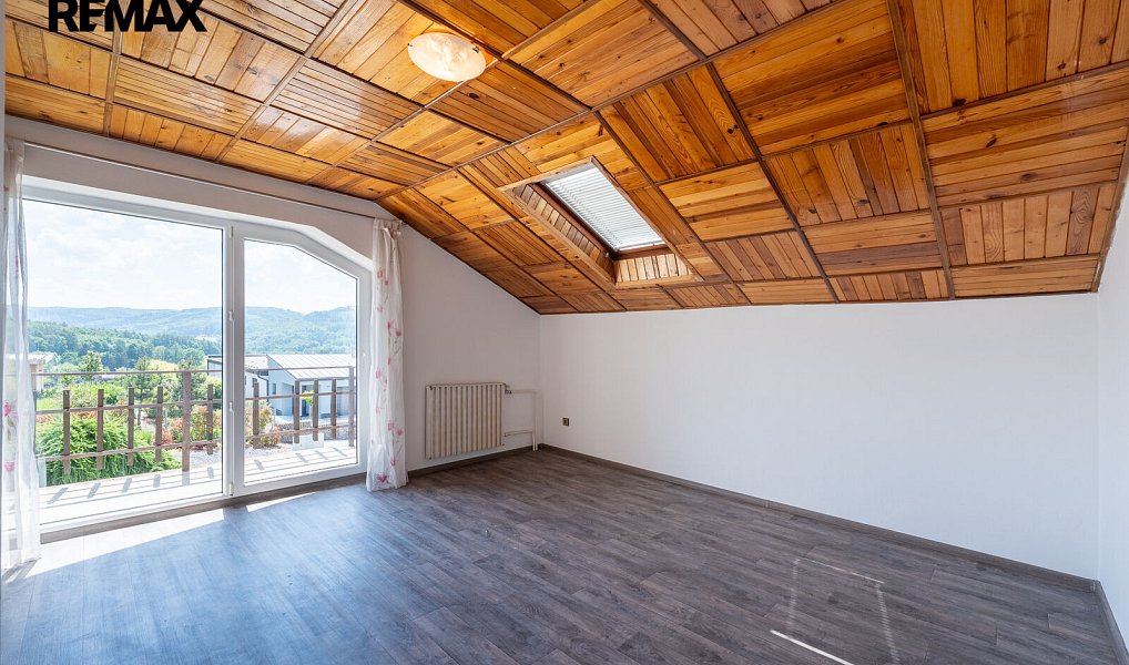 Prodej domu 408 m² s pozemkem 843 m², Pozlovice – náhled fotky 20