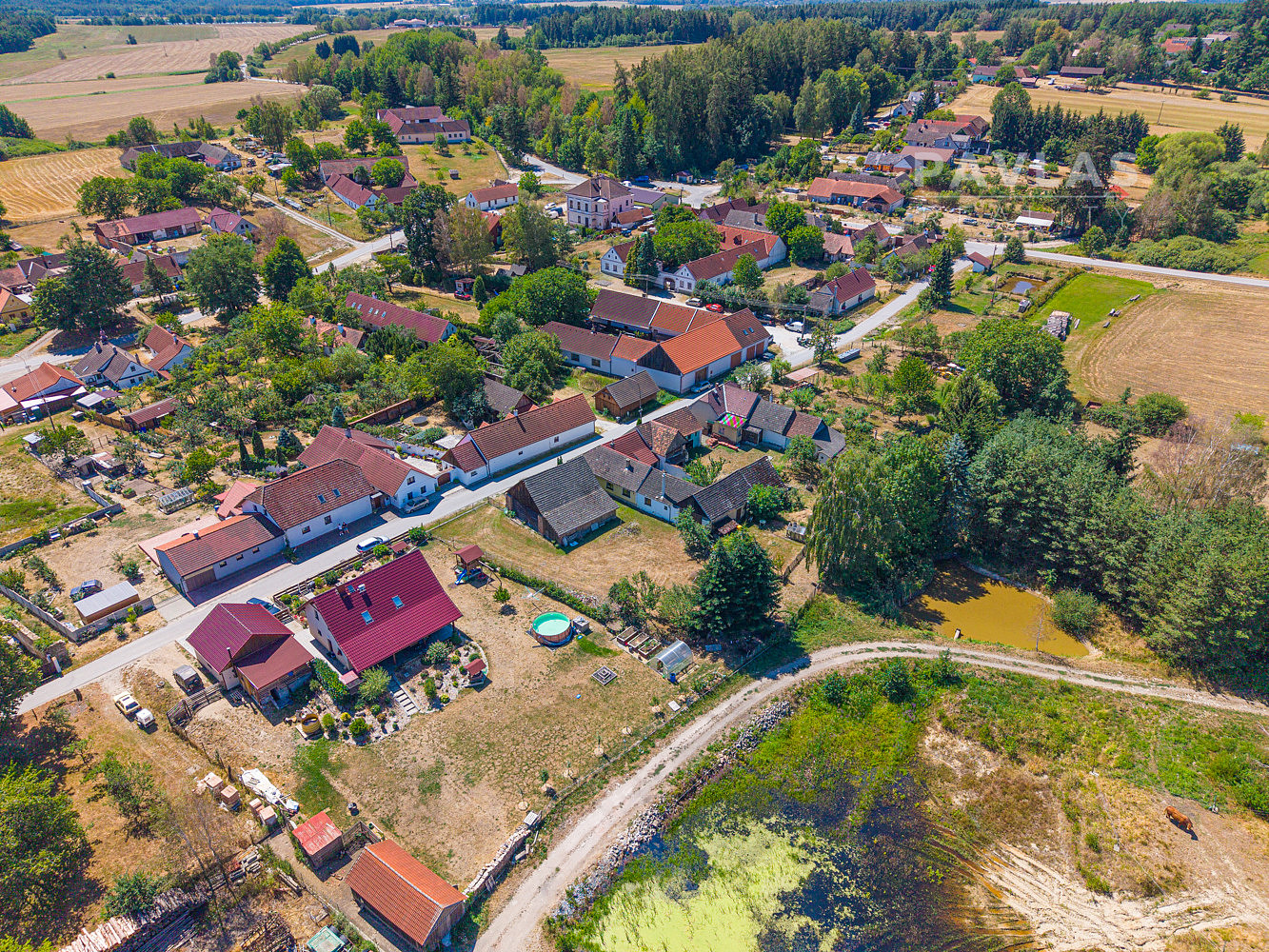 Prodej stavebního pozemku 1 086 m² – fotografie 4