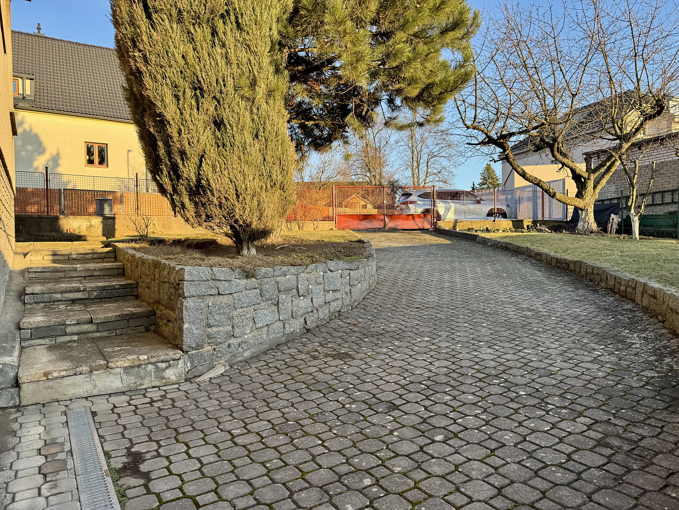 Pronájem domu 241 m² — photo 4