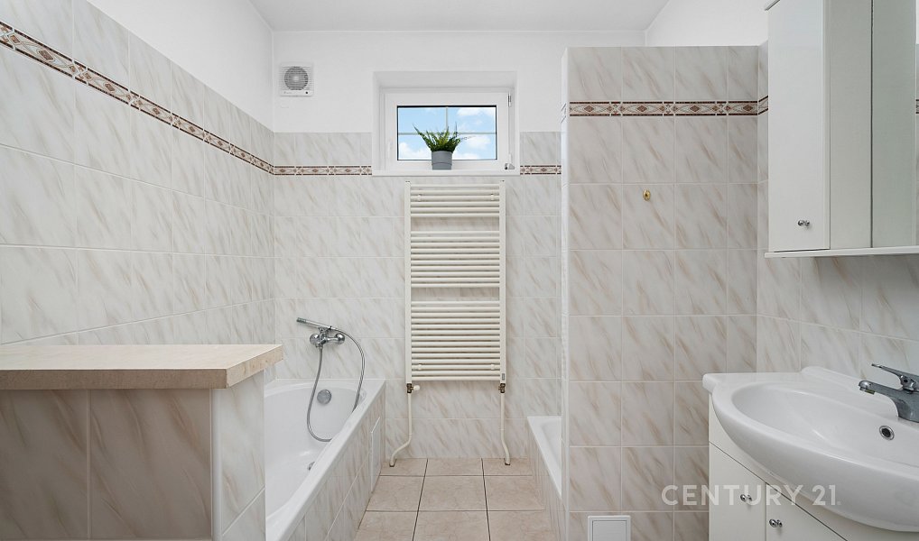 Prodej domu 124 m² s pozemkem 1 025 m², Únanov – náhled fotky 4