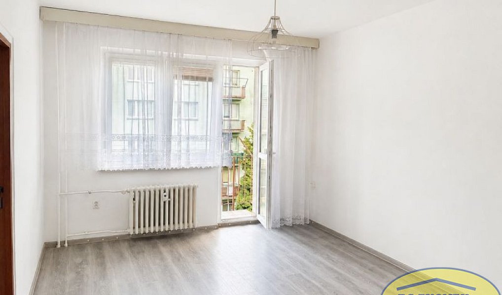 Prodej bytu 3+1 63 m², Šternberk – náhled fotky 2