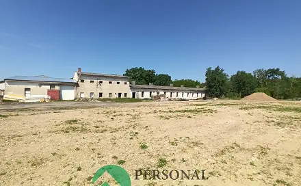 Prodej skladovacích prostor 2 000 m², Krakovany - Božec, okres Kolín