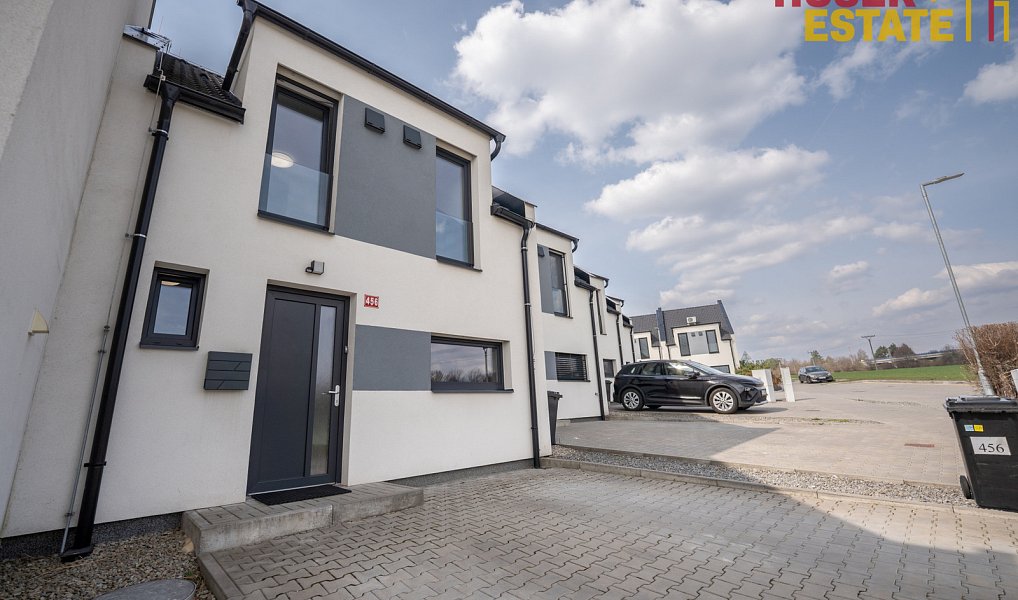 Prodej domu 93 m² s pozemkem 237 m², Holubice – náhled fotky 2