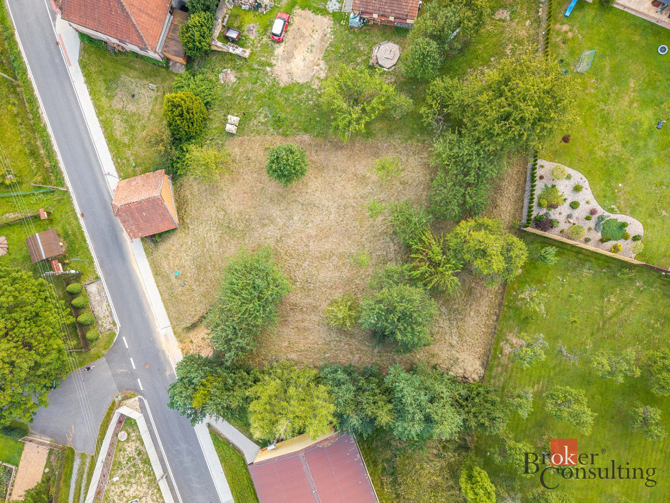 Prodej stavebního pozemku 1 346 m² – fotografie 3