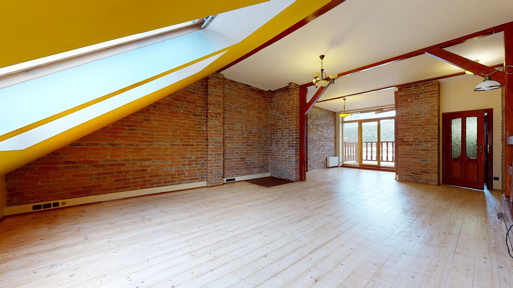 Prodej bytu 4+1 153 m² — photo 2