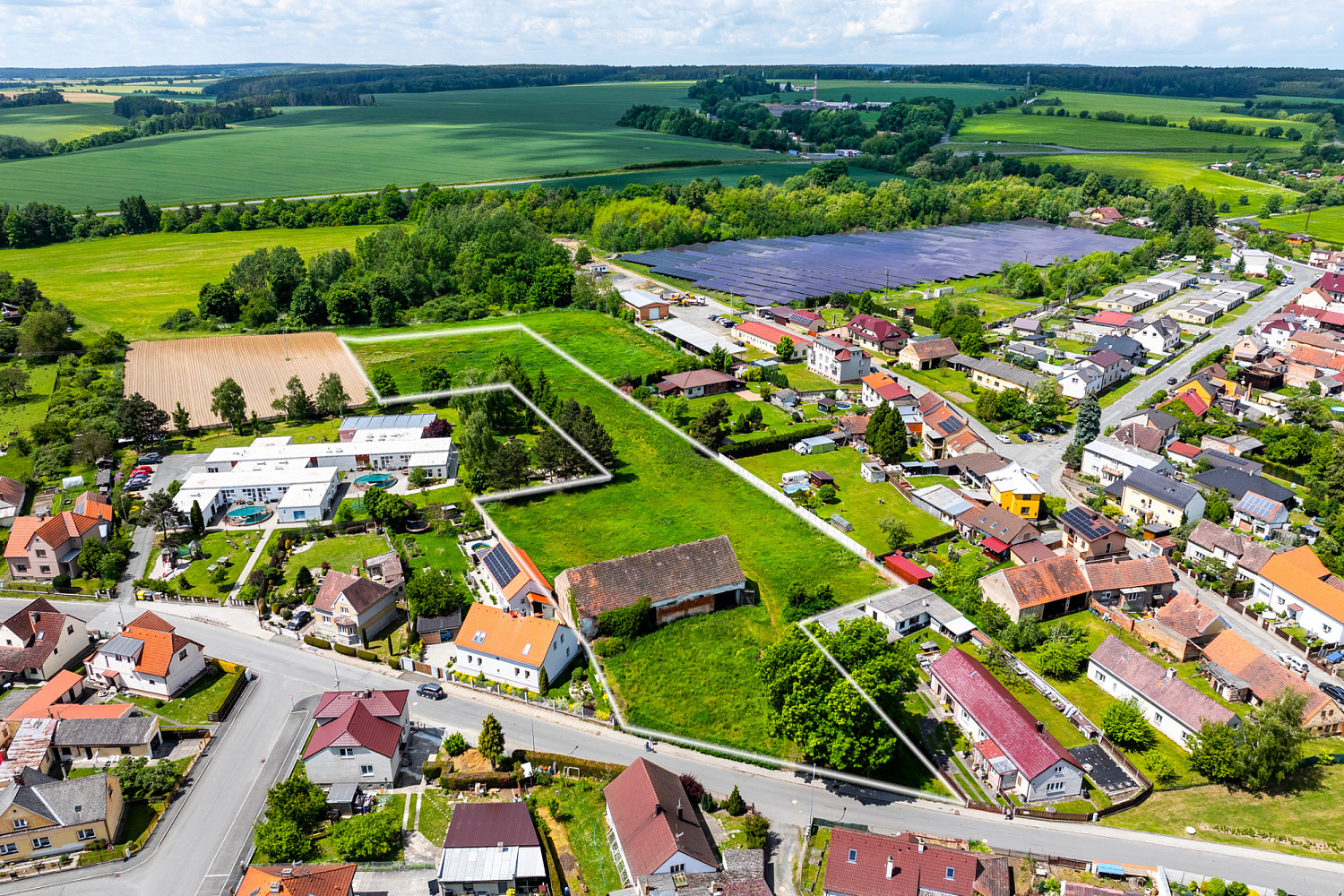 Prodej stavebního pozemku 10 396 m² - Widok 3