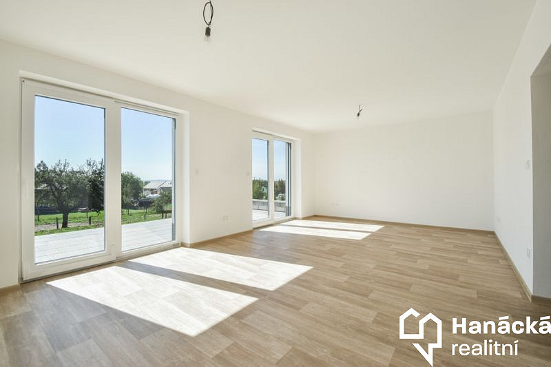 Prodej domu 160 m² s pozemkem 360 m² – fotografie 3
