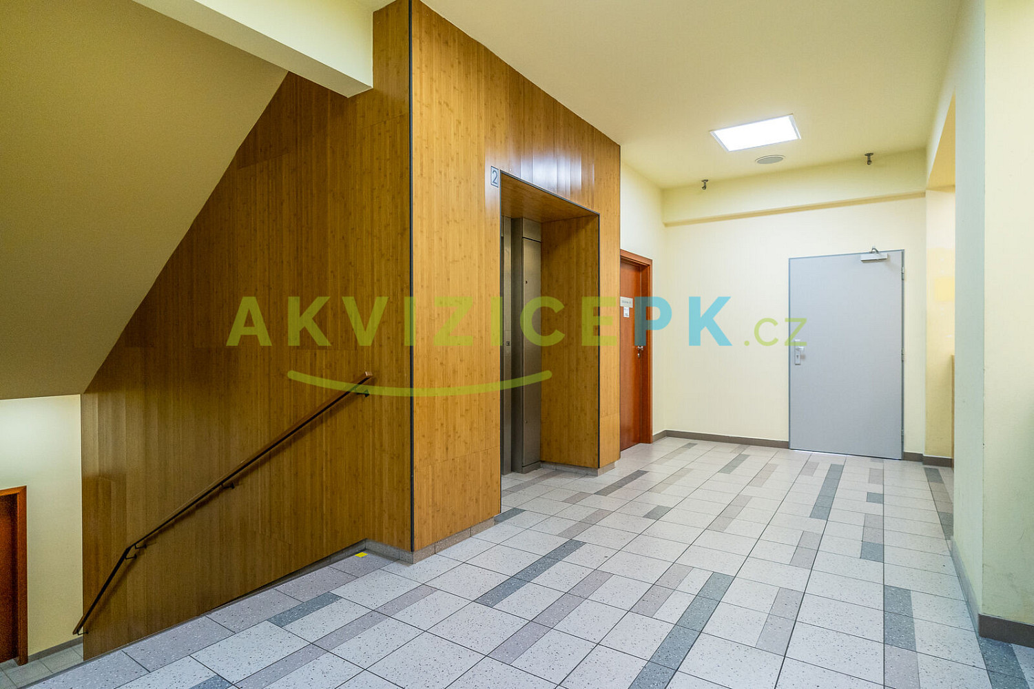 Prodej komerčního objektu (jiného typu) 4 220 m² – další