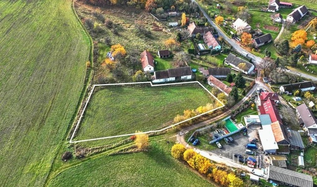 Prodej stavebního pozemku 1 147 m², Lipoltice – náhled fotky 4