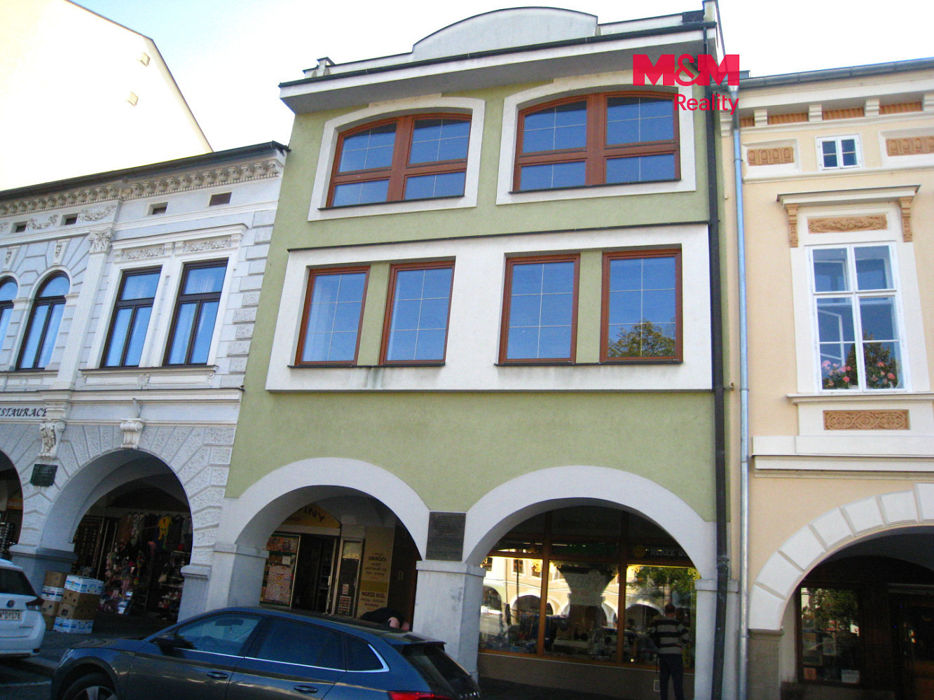 Prodej domu 900 m² s pozemkem 345 m²