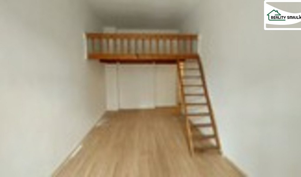 Pronájem bytu 3+1 133 m², Cheb – náhled fotky 10