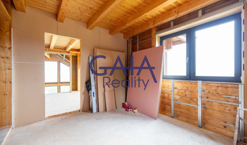 Prodej domu 250 m² s pozemkem 4 513 m², Strážovice – náhled fotky 16