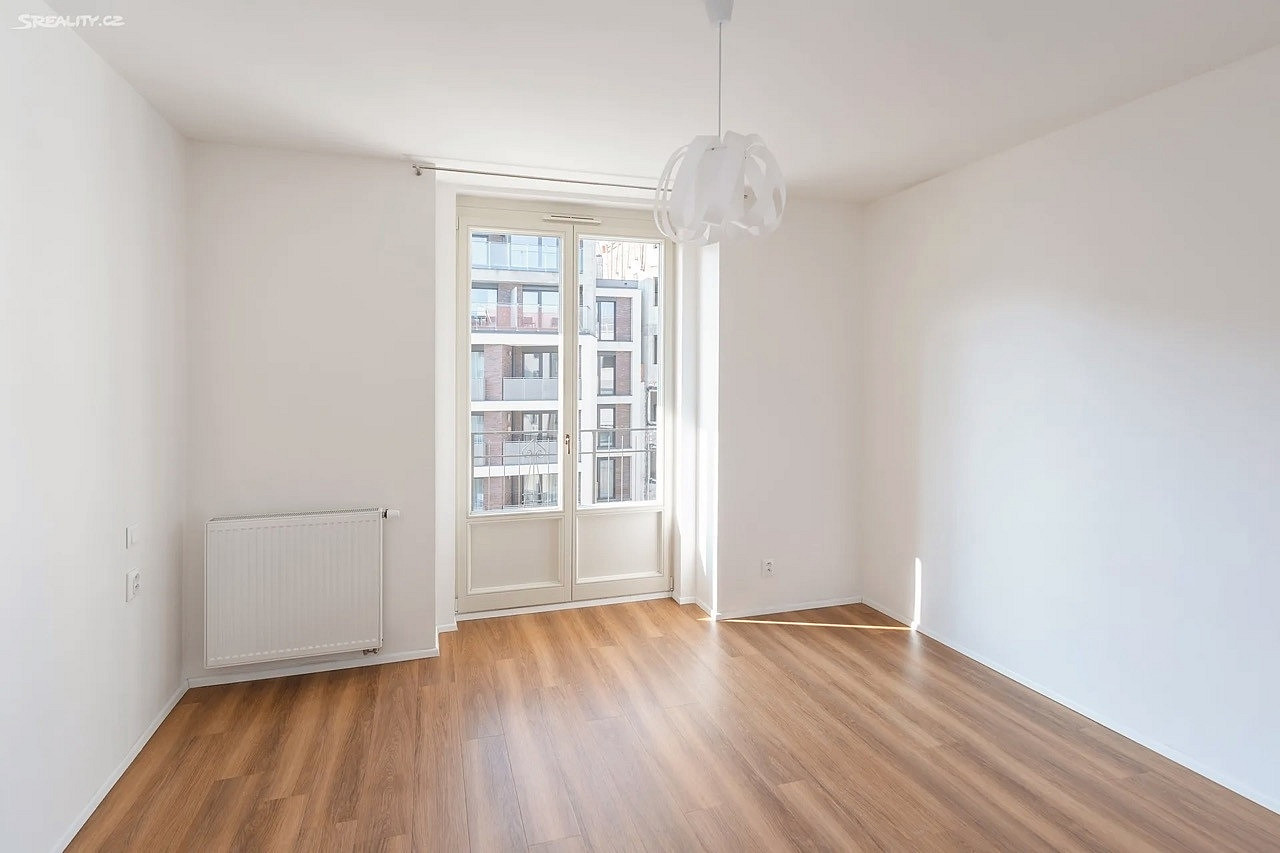 Pronájem bytu 3+kk 69 m²