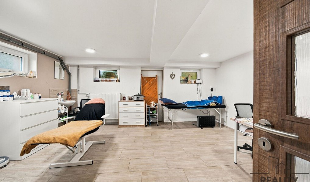 Prodej domu 190 m² s pozemkem 324 m², Milotice – náhled fotky 21