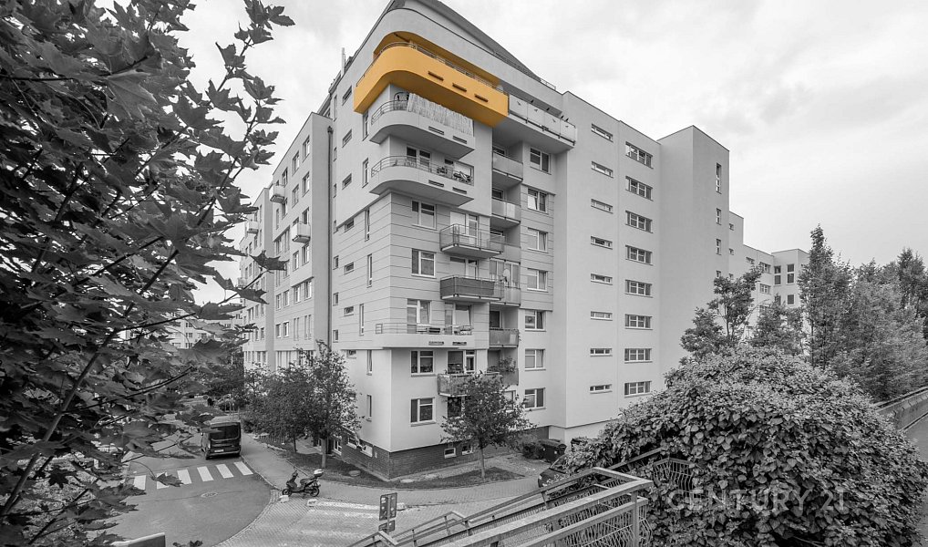 Pronájem bytu 2+kk 48 m², Praha – náhled fotky 2