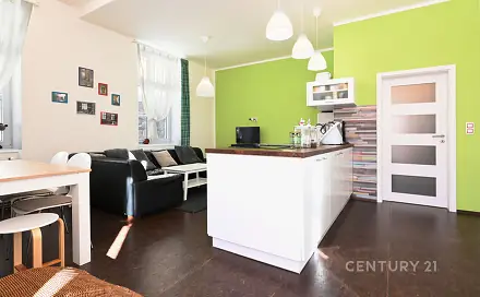Pronájem bytu 2+kk 69 m²