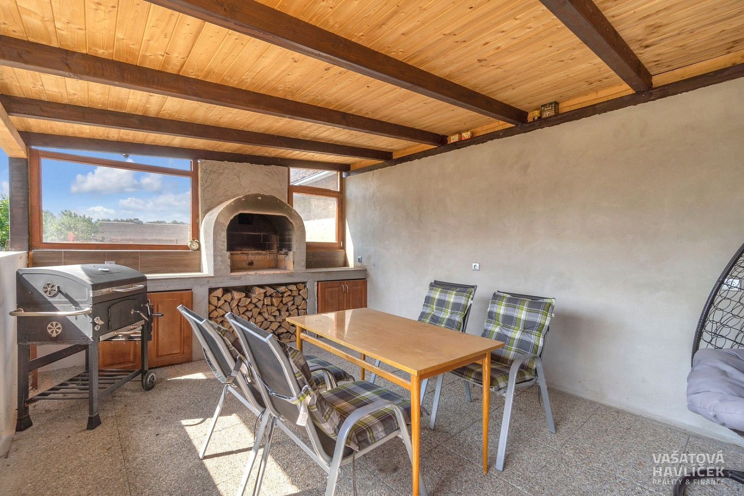 Prodej domu 104 m² s pozemkem 1 077 m² – fotografie 2