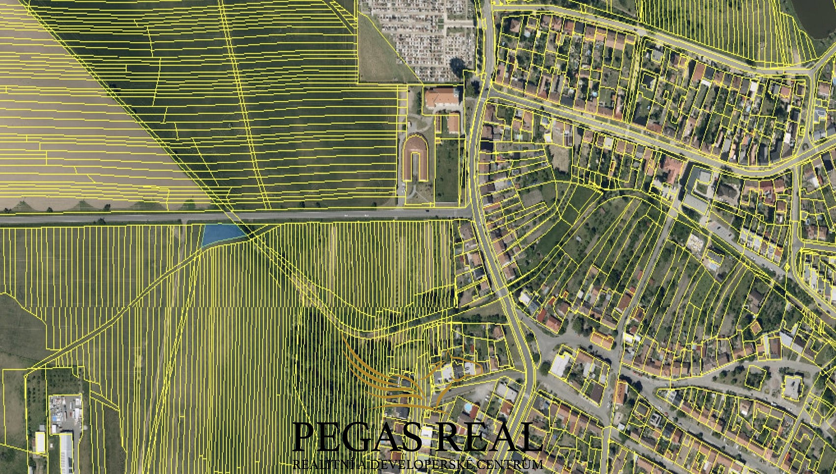 Prodej komerčního pozemku 1 208 m² – fotografie 2