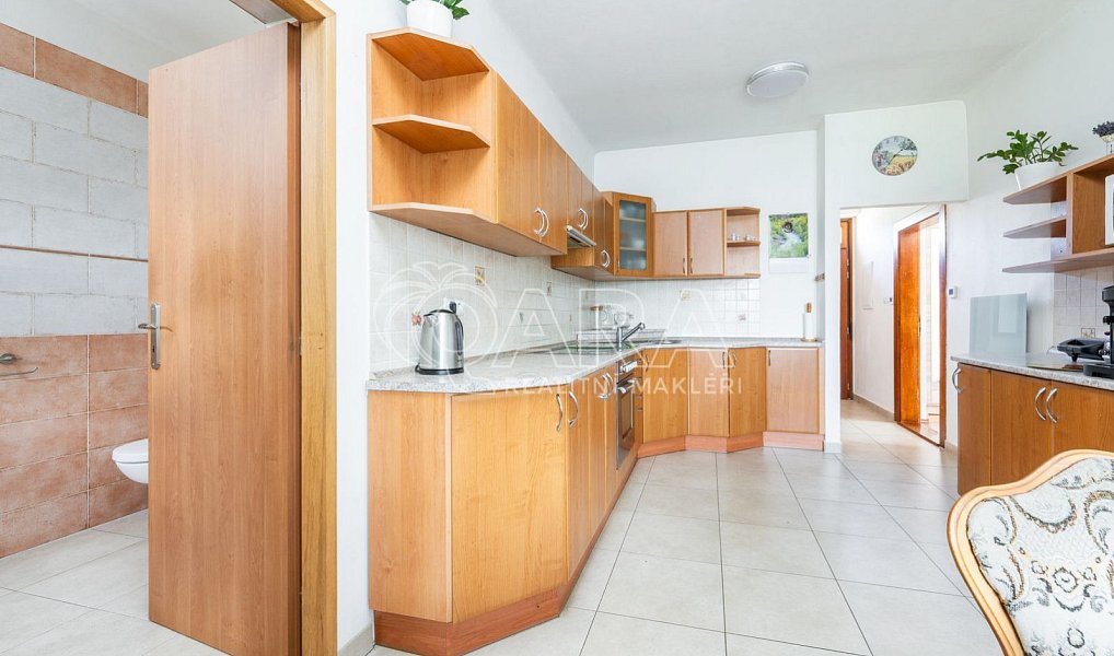 Prodej domu 97 m² s pozemkem 1 094 m², Velký Chlumec – náhled fotky 13