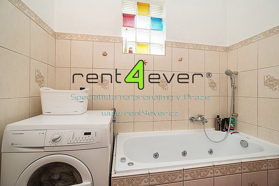 Pronájem bytu 1+kk 27 m² — photo 4