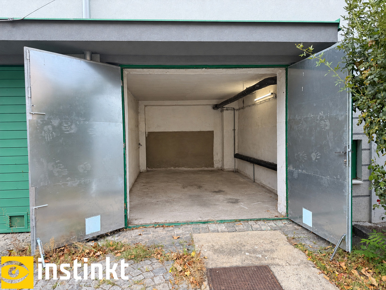 Garáž (19m2), ul. Na Vrcholu, Praha - Žižkov