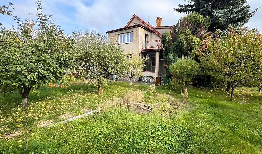 Prodej domu 266 m² s pozemkem 1 097 m², Praha – náhled fotky 2
