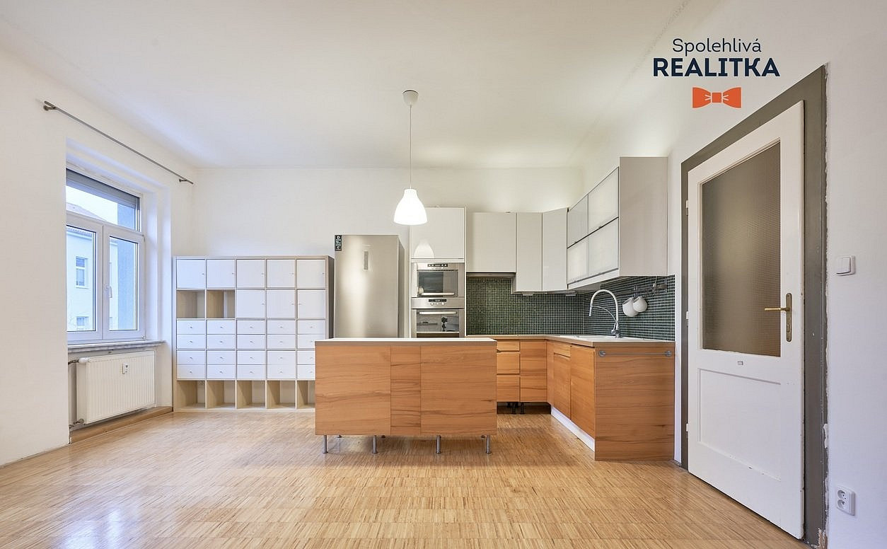 Pronájem bytu 3+kk 81 m² – fotografie 4