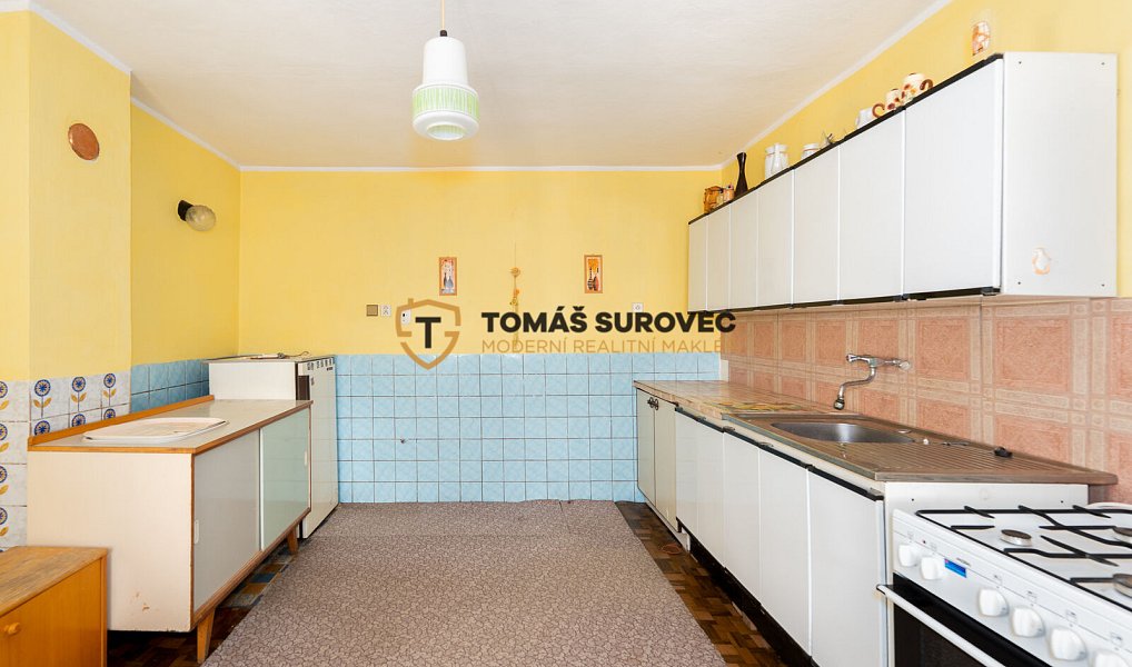 Prodej domu 265 m² s pozemkem 977 m², Tichov – náhled fotky 14