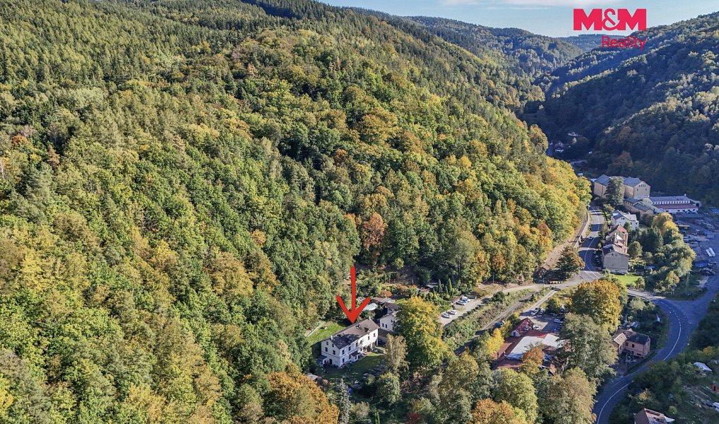 Prodej domu 247 m² s pozemkem 1 456 m², Loket – náhled fotky 10