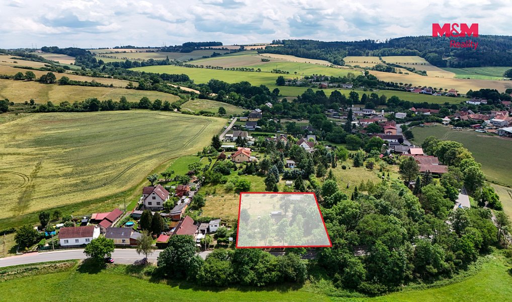 Prodej stavebního pozemku 1 800 m², Předenice – náhled fotky 17