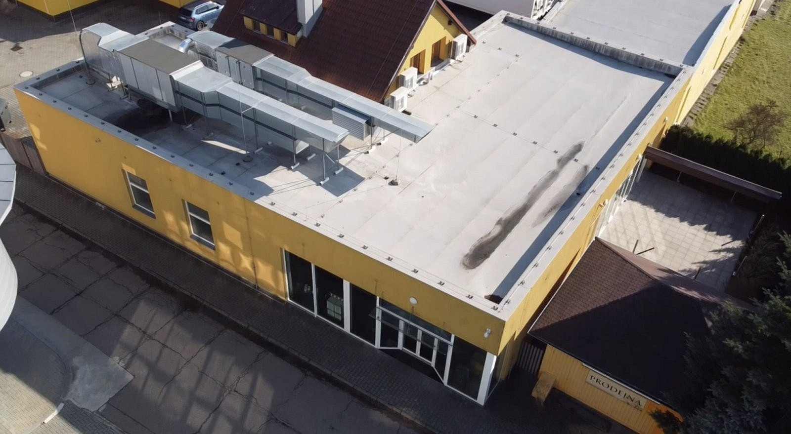 Prodej obchodních prostor 420 m² – fotografie 5