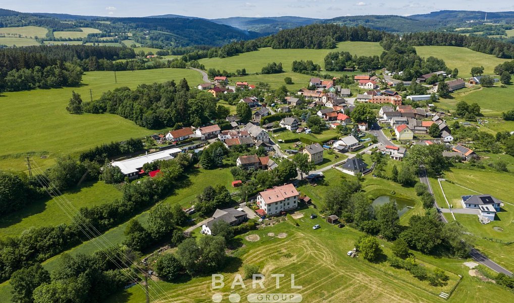 Prodej stavebního pozemku 880 m², Vimperk – náhled fotky 7