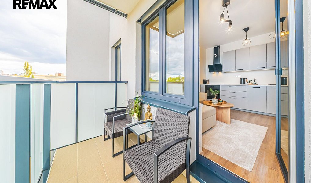 Prodej bytu 1+kk 31 m², Praha – náhled fotky 10