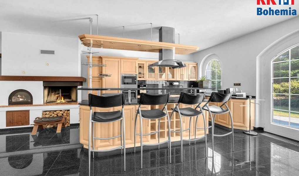 Prodej domu 696 m² s pozemkem 3 230 m², Turnov – náhled fotky 11
