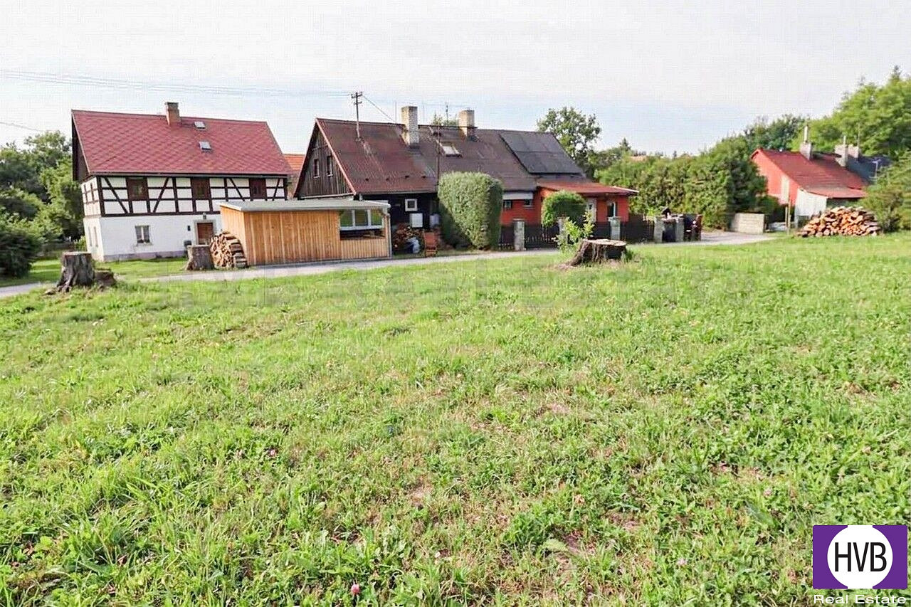 Prodej stavebního pozemku 989 m² – fotografie 3