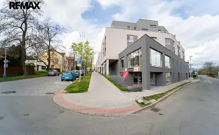 Pronájem dvou garážových stání v novém bytové domě, ulice 5. května, Kolín, 5. května, Kolín - Kolín II