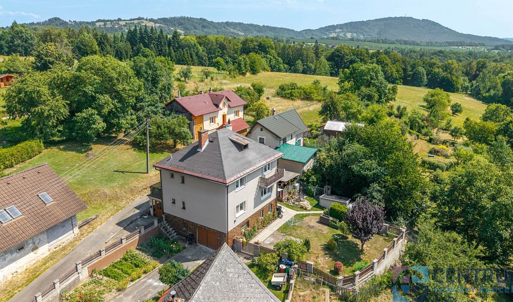 Prodej domu 243 m² s pozemkem 1 440 m², Koberovy – náhled fotky 23