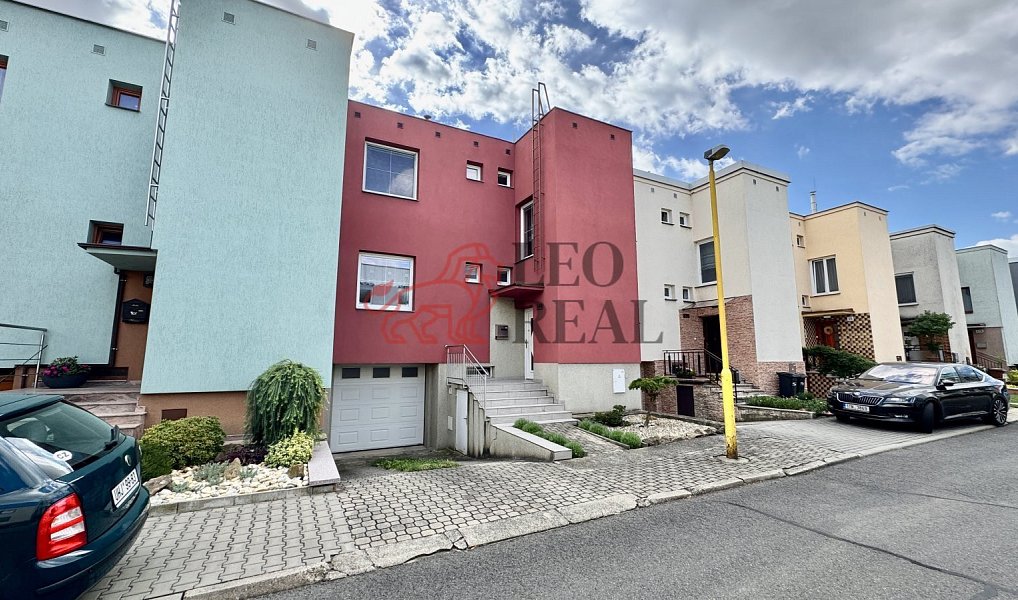Prodej domu 180 m² s pozemkem 212 m², Uherské Hradiště – náhled fotky 15