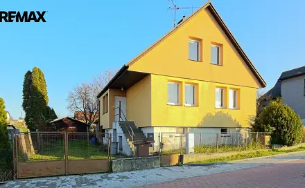 Prodej domu 102 m² s pozemkem 777 m², Dačice, okres Jindřichův Hradec