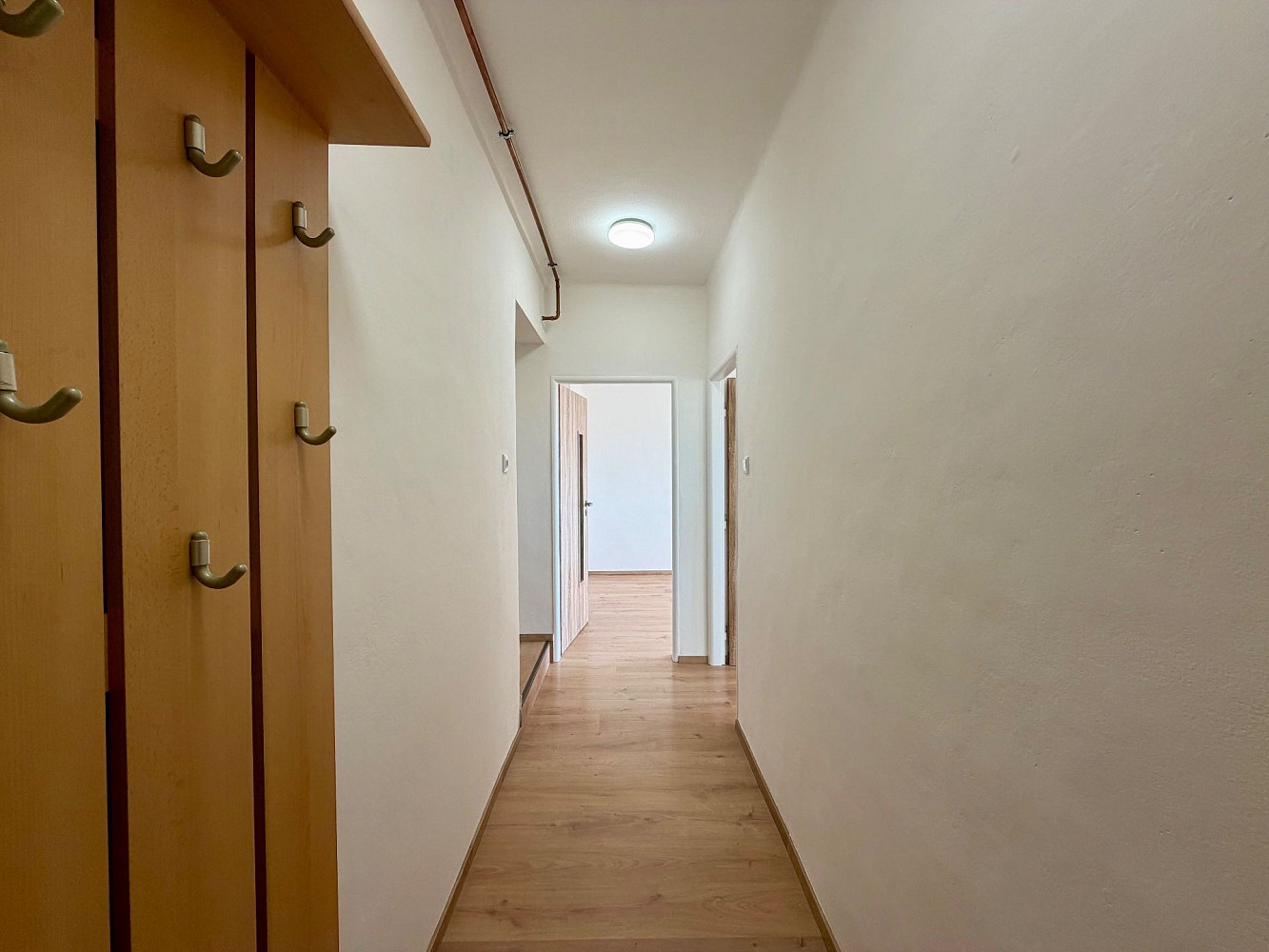 Pronájem bytu 2+1 45 m² – fotografie 4