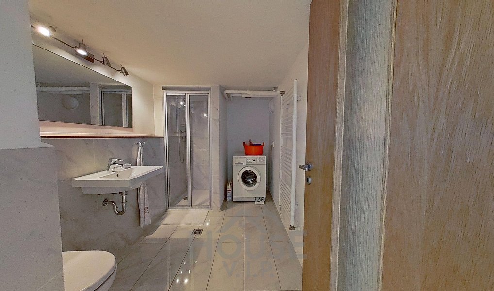 Prodej domu 280 m² s pozemkem 466 m², Benešov – náhled fotky 17