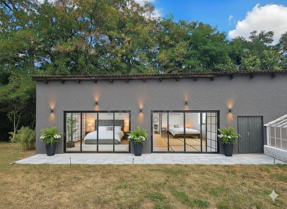 Prodej domu 240 m² s pozemkem 8 000 m²