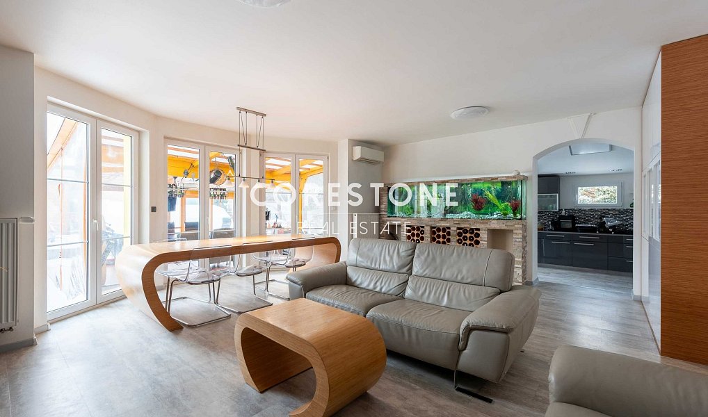 Prodej domu 210 m² s pozemkem 355 m², Hostivice – náhled fotky 4