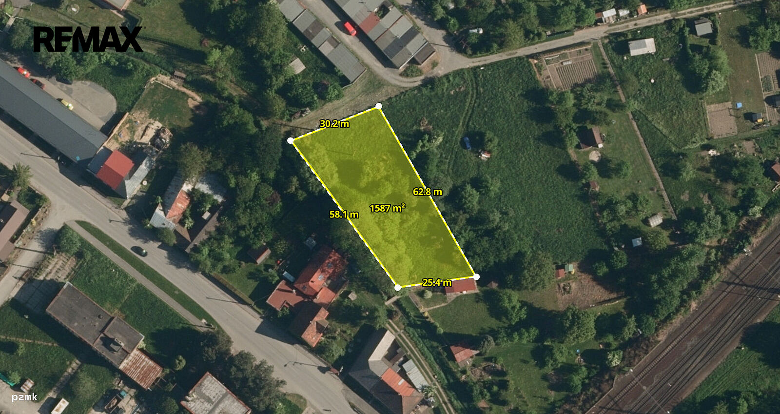 Prodej stavebního pozemku 1 587 m² – fotografie 2