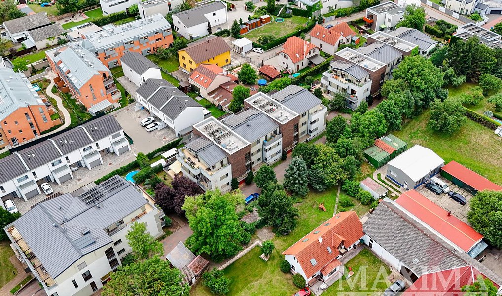 Prodej bytu 3+kk 79 m², Praha – náhled fotky 27