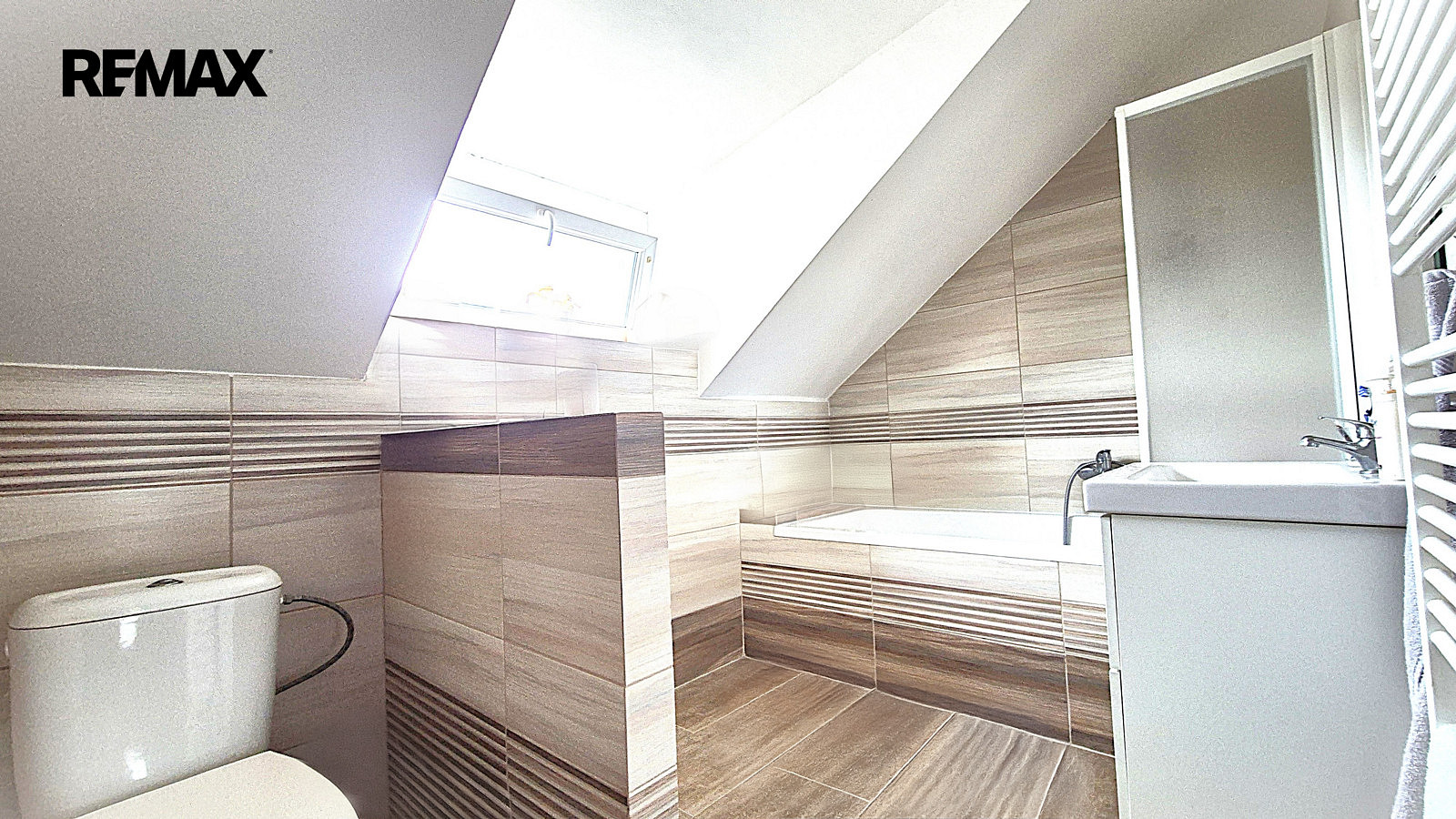 Prodej bytu 3+1 80 m² — photo 4
