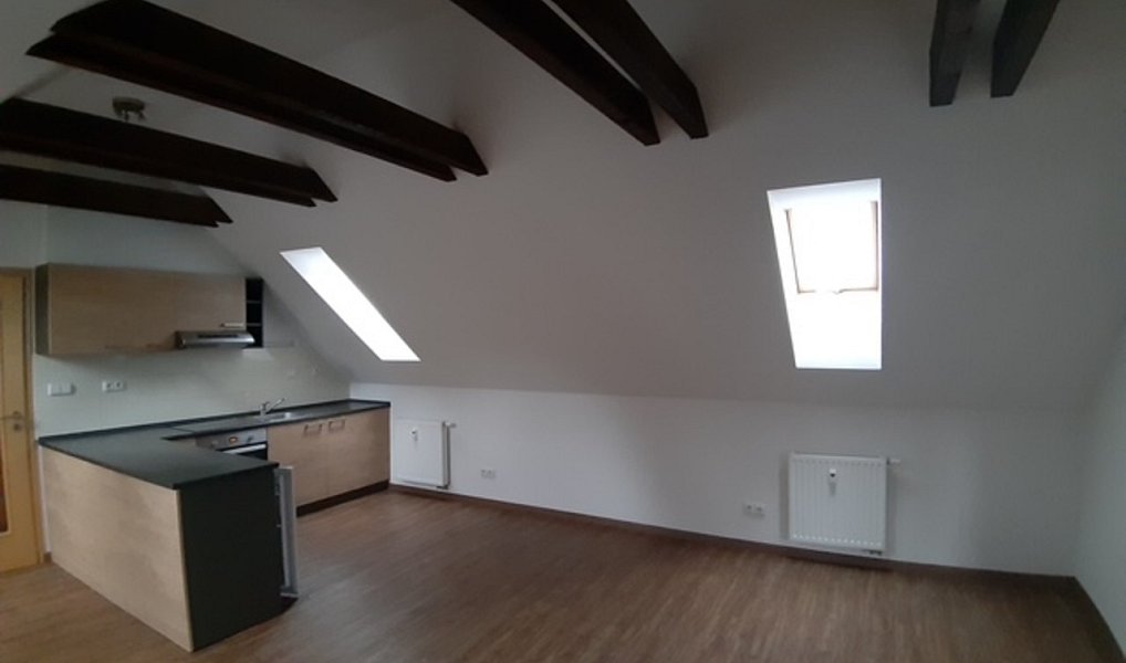 Pronájem bytu 2+kk 73 m², Jihlava – náhled fotky 4